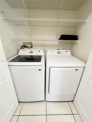 2150 NW 171st Ter, Pembroke Pines, FL 33028
