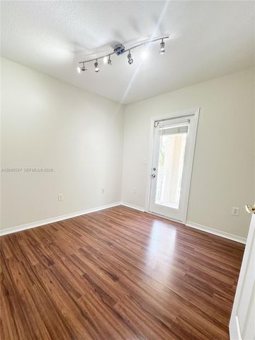 2150 NW 171st Ter, Pembroke Pines, FL 33028