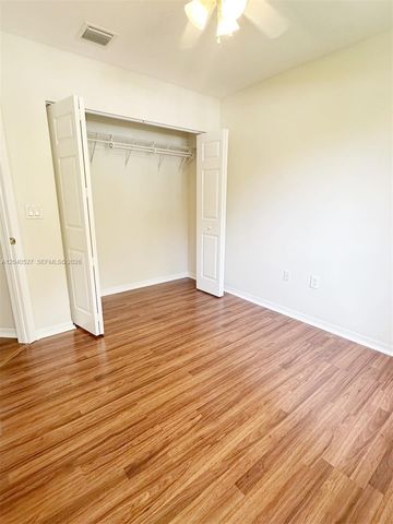 2150 NW 171st Ter, Pembroke Pines, FL 33028