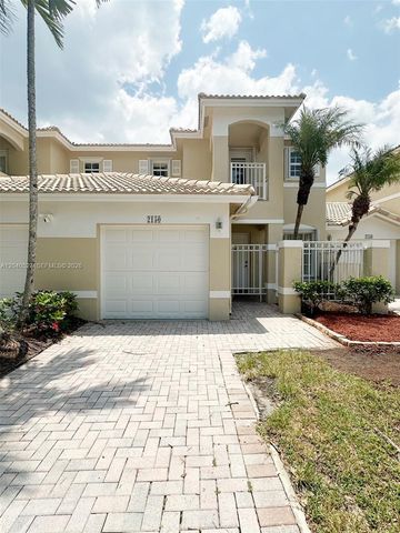2150 NW 171st Ter, Pembroke Pines, FL 33028