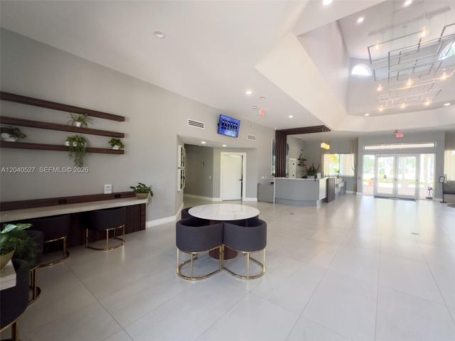 2150 NW 171st Ter, Pembroke Pines, FL 33028