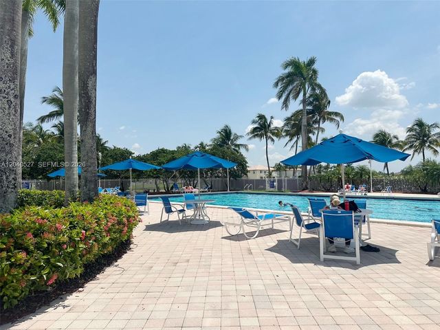 2150 NW 171st Ter, Pembroke Pines, FL 33028