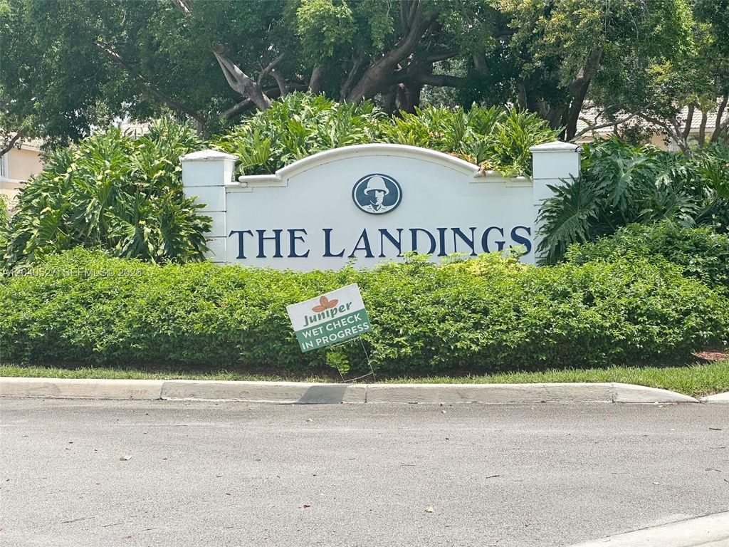2150 NW 171st Ter, Pembroke Pines, FL 33028