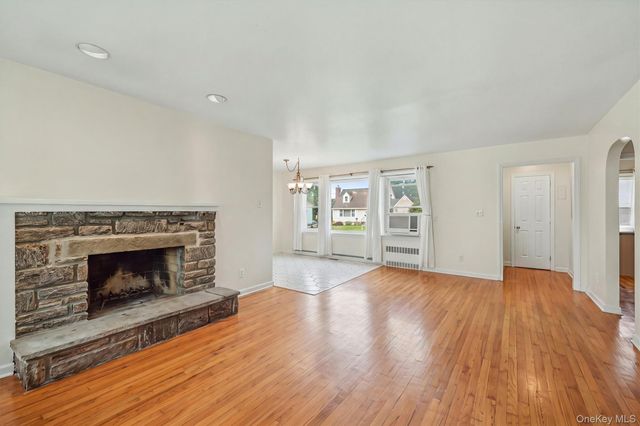 9 Whittier Avenue, Cortlandt Manor, NY 10567