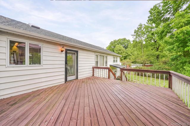 9 Whittier Avenue, Cortlandt Manor, NY 10567