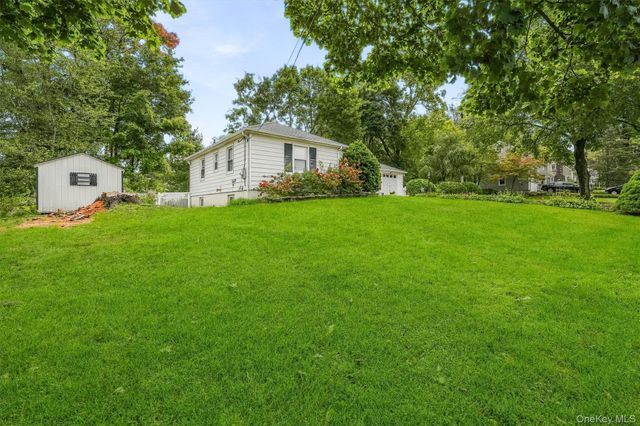 9 Whittier Avenue, Cortlandt Manor, NY 10567