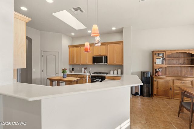 6279 N Via Jaspeada, Tucson, AZ 85718