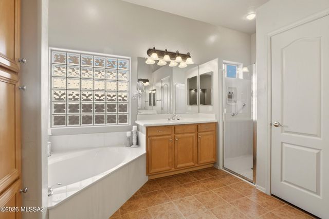 6279 N Via Jaspeada, Tucson, AZ 85718