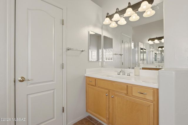 6279 N Via Jaspeada, Tucson, AZ 85718