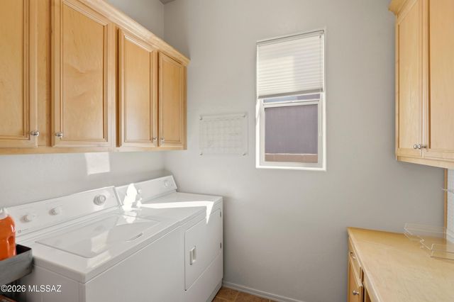 6279 N Via Jaspeada, Tucson, AZ 85718