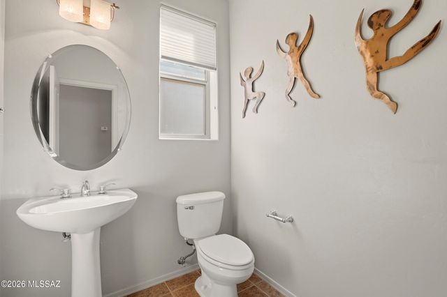 6279 N Via Jaspeada, Tucson, AZ 85718