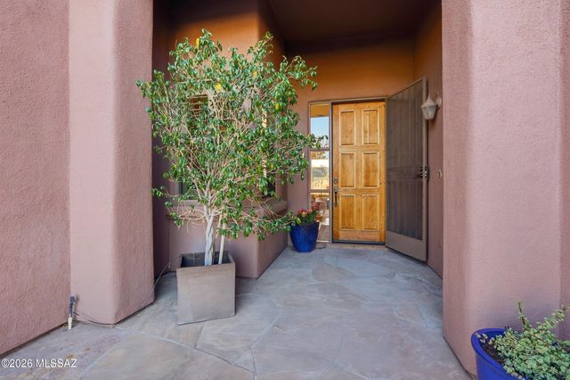 6279 N Via Jaspeada, Tucson, AZ 85718