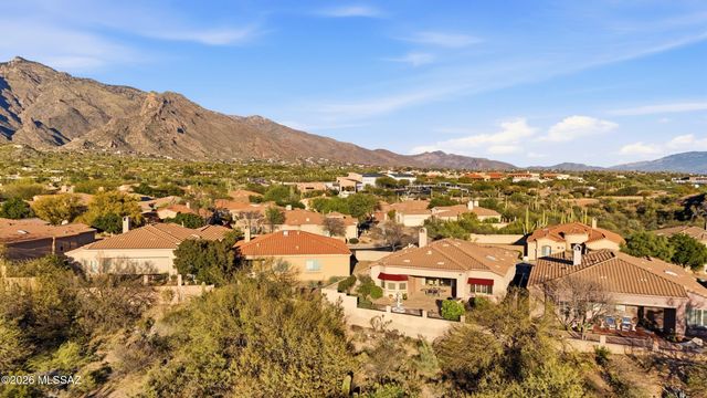 6279 N Via Jaspeada, Tucson, AZ 85718