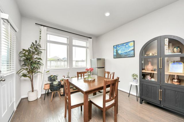 4610 Presario Drive, Fresno, TX 77545