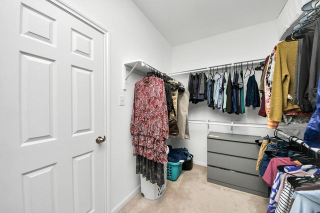 4610 Presario Drive, Fresno, TX 77545