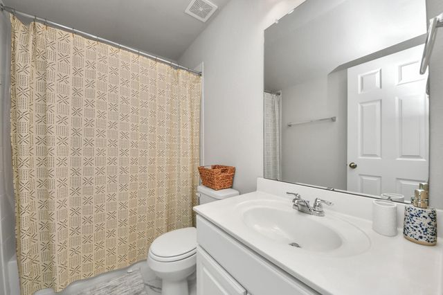 4610 Presario Drive, Fresno, TX 77545