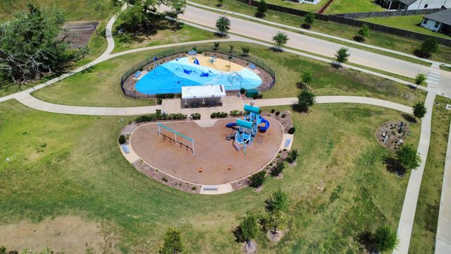 4610 Presario Drive, Fresno, TX 77545