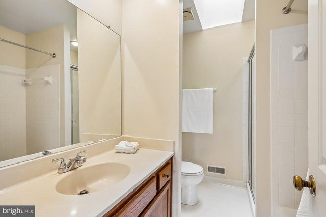 15503 VILLISCA TER, Rockville, MD 20855