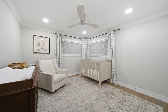 101 W Jackson Street, Elmhurst, IL 60126