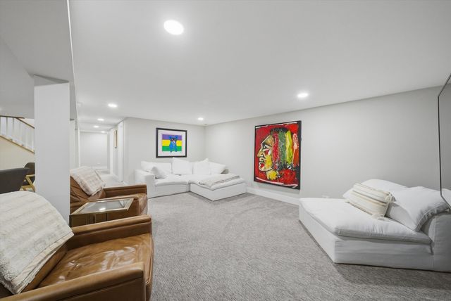 101 W Jackson Street, Elmhurst, IL 60126