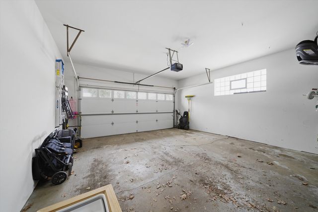 101 W Jackson Street, Elmhurst, IL 60126