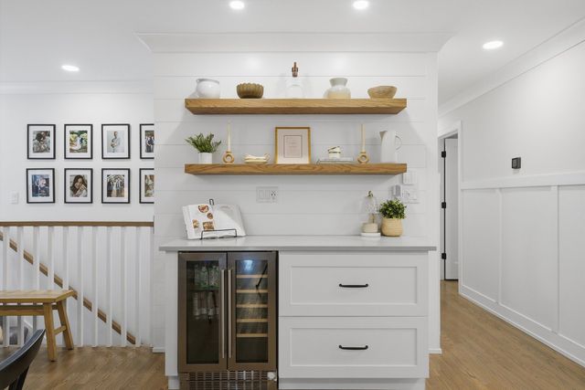 101 W Jackson Street, Elmhurst, IL 60126