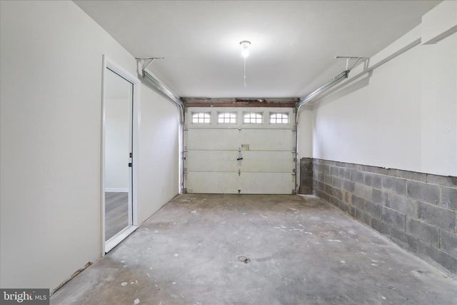 672 MONTMORENCY DR, Bunker Hill, WV 25413