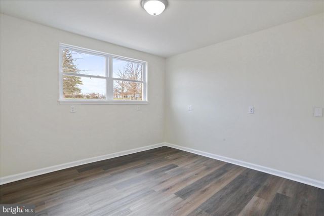 672 MONTMORENCY DR, Bunker Hill, WV 25413