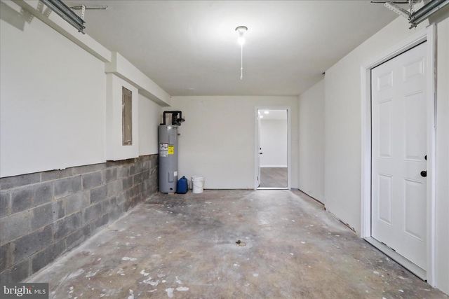 672 MONTMORENCY DR, Bunker Hill, WV 25413