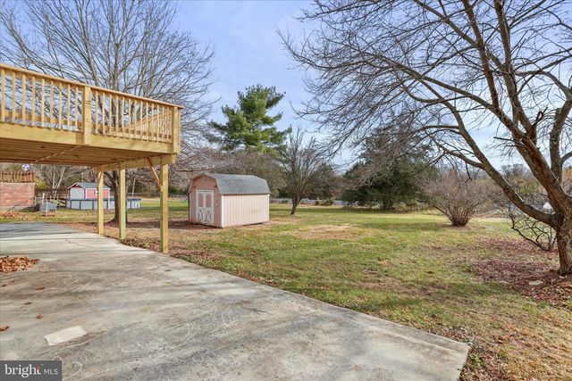 672 MONTMORENCY DR, Bunker Hill, WV 25413