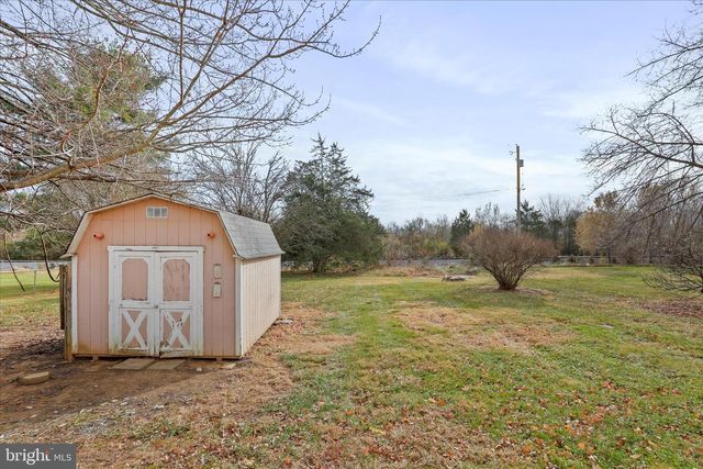 672 MONTMORENCY DR, Bunker Hill, WV 25413