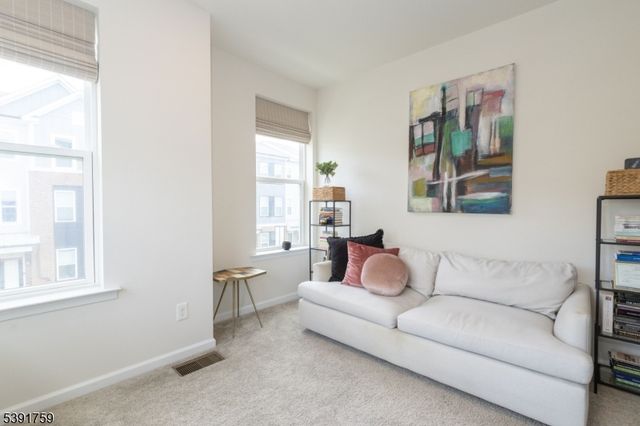 4 Sadie Cir 4105, Union Twp., NJ 07083