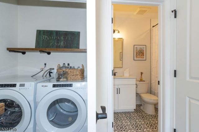 4 Sadie Cir 4105, Union Twp., NJ 07083