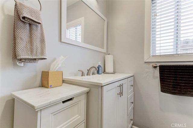 1334 Alameda, Glendale, CA 91201