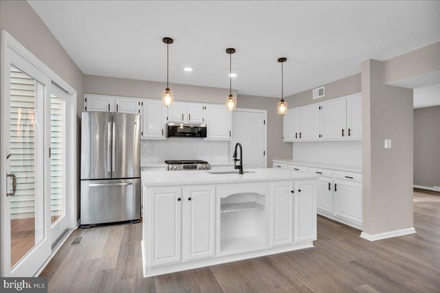 2854 HANCE BRIDGE RD, Vineland, NJ 08361