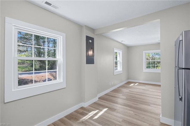 317 Richmond DR, Hampton, VA 23664