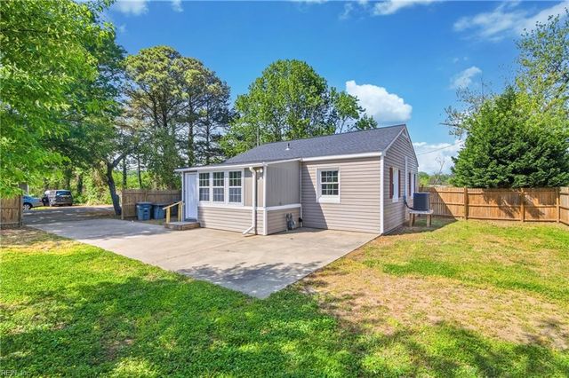 317 Richmond DR, Hampton, VA 23664