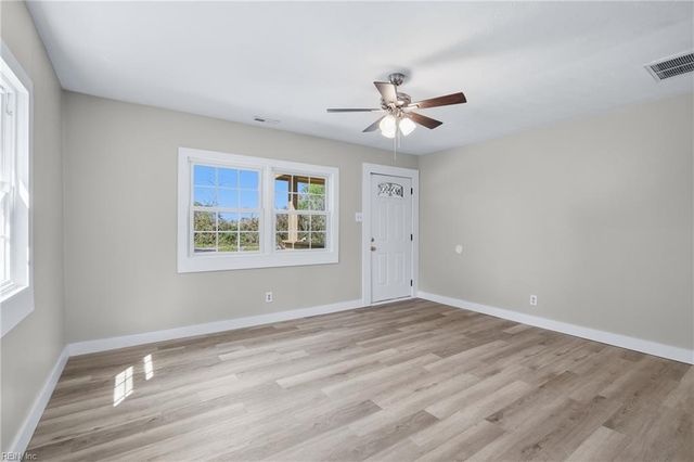 317 Richmond DR, Hampton, VA 23664