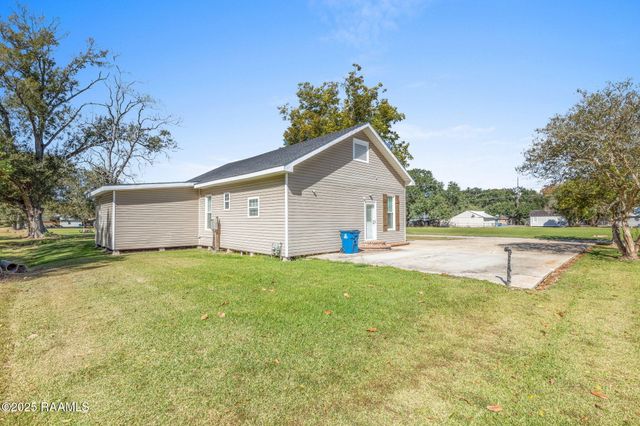 523 Broussard Lane, Jennings, LA 70546