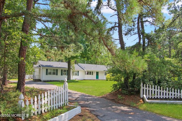 1860 New York Avenue, Whiting, NJ 08759