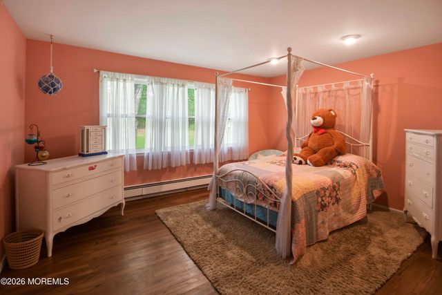 1860 New York Avenue, Whiting, NJ 08759