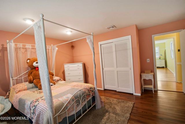 1860 New York Avenue, Whiting, NJ 08759