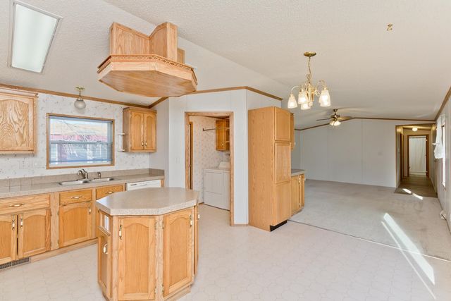 435 32 Rd Unit 521, Clifton, CO 81520