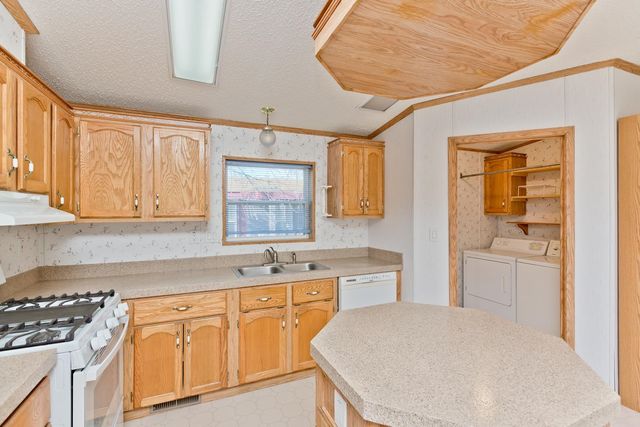 435 32 Rd Unit 521, Clifton, CO 81520