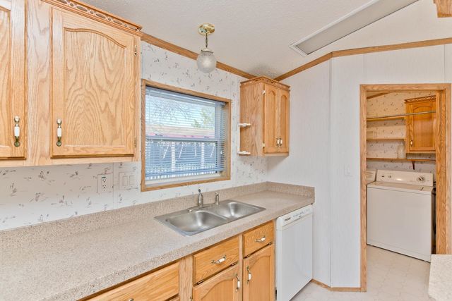 435 32 Rd Unit 521, Clifton, CO 81520