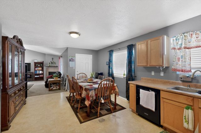 515 Deschutes Street SE, Albuquerque, NM 87123