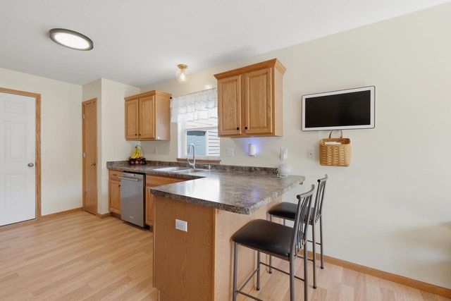 1365 Savannah Woods Drive, Edgerton, WI 53534