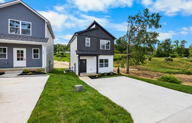 1922 Evans Rd, Clarksville, TN 37042