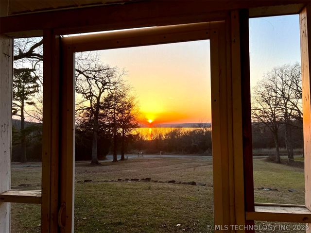 19442 W 929, Cookson, OK 74427