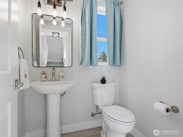 510 Lebo Boulevard, Bremerton, WA 98310